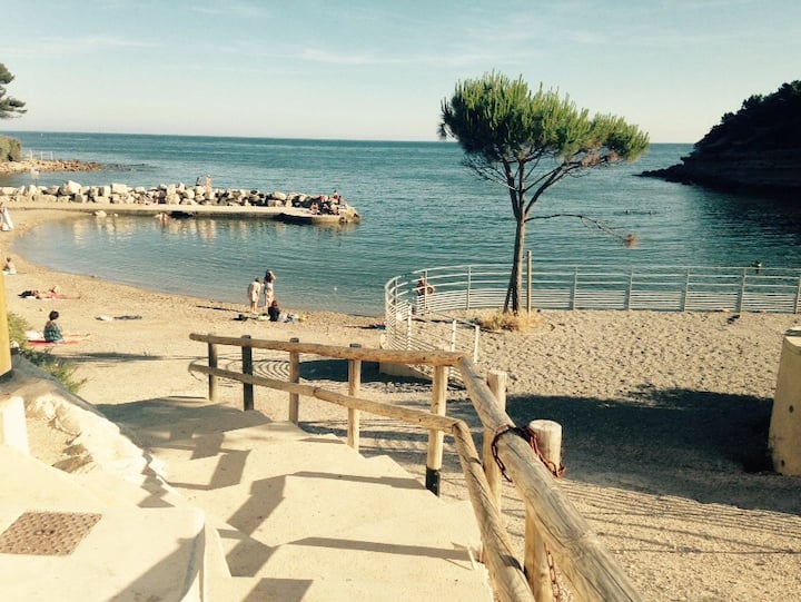 Carry le Rouet, calanque du Cap Rousset - Appartements en résidence à ...