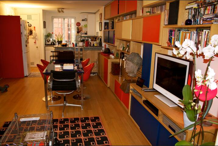 Covent Garden fabulous 2 bedrooms gallery image 4