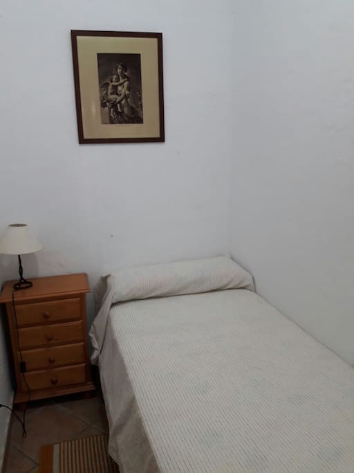 Dormitorio de cama de una plaza