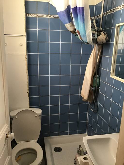 Petite salle d’eau + WC
