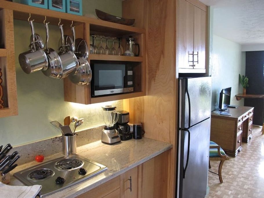 Fully-furnished kitchen