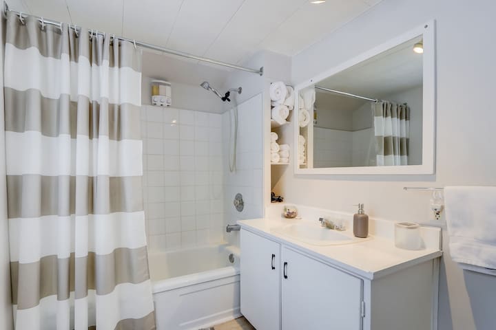 Cafe Pot Au Feu Cafe Wakefield Airbnb