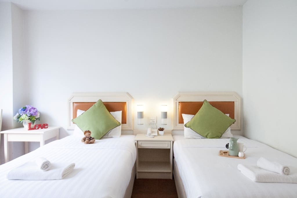 Twin Bedroom