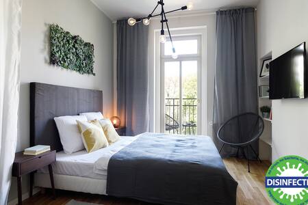 George Square - Cental Studio IV