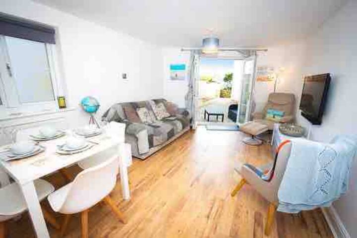 Harbour View Newquay, 2bed, 2br Parking, Ground Fl - ニューキー
