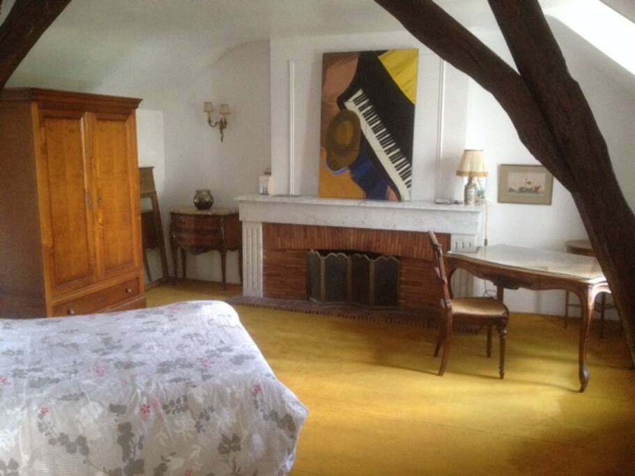 Chambre spacieuse