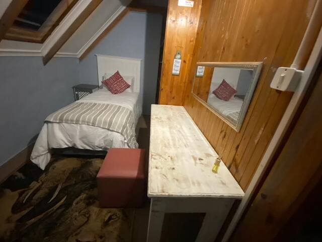 BOSS HOLIDAY RENTALS gallery image 5