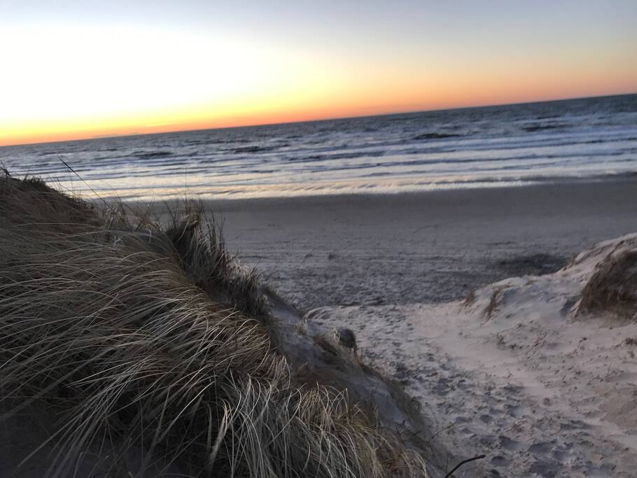 Vesterhavet en vinteraften i marts