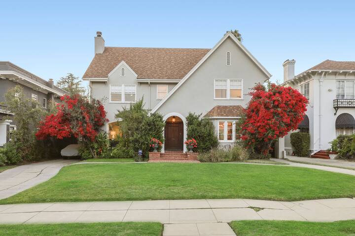 ✨Beautiful 5/3 in Gated Historic LA Neighborhood🙌 gallery image 2