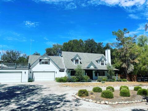 Los Olivos Wine Country Stunner - Walk to downtown