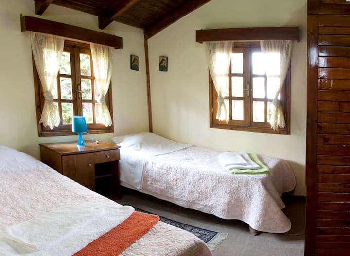 habitación doble 2 en la planta superior