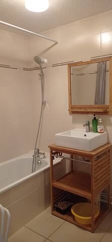 Entire home with Studio bedrooms in Saint Jean De Maurienne - Grand studio, 4-5 personnes à Saint Sorlin d'Arves