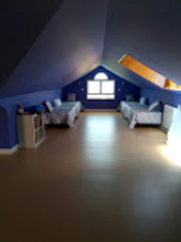 Atico / habitación