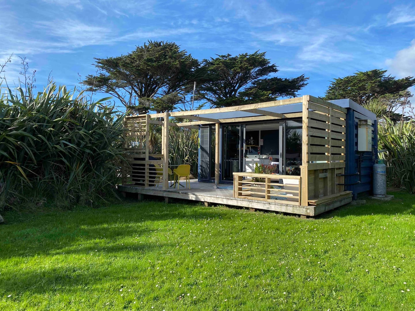 Boutique Pod Just Meters From The Tasman Sea. 4
