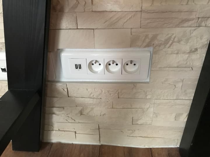 שקעי USB לטעינת המכשירים שלכם