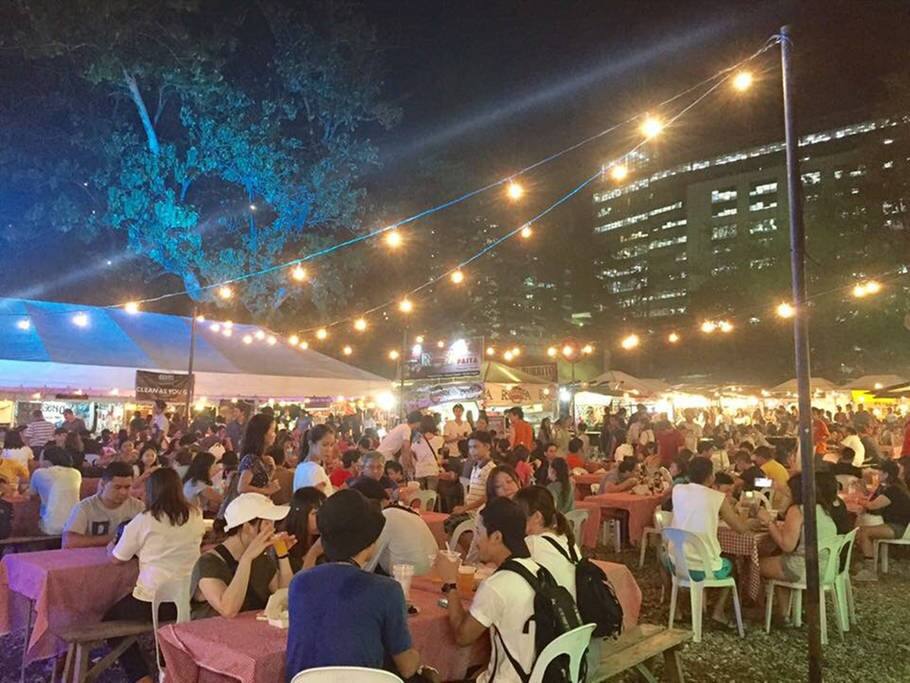 Sugbo Mercado offers variety of foods to cater tourists and local tastes. (photo grabbed)