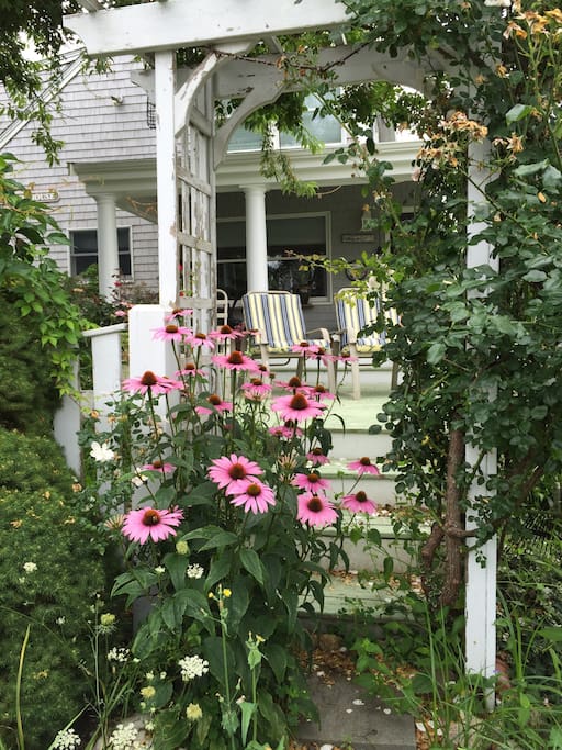 Entrance to 4th Cliff Cottage