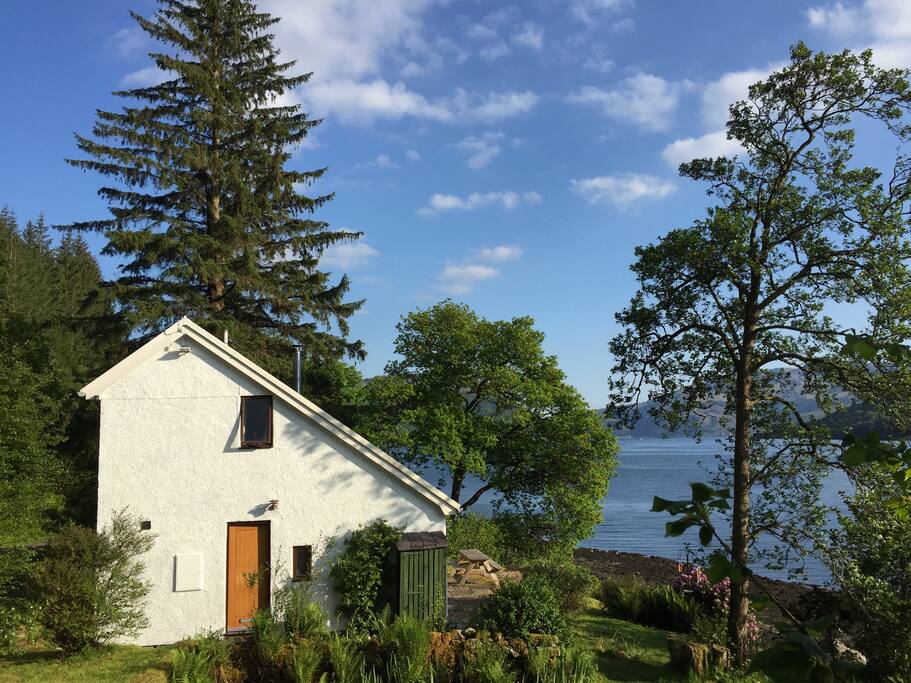 Peaceful lochside Highland retreat Cottages for Rent in Lochgoilhead