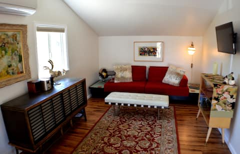 Top performing Airbnb: Downtown Solvang Hideaway | Walk to Wine & Dining in Solvang