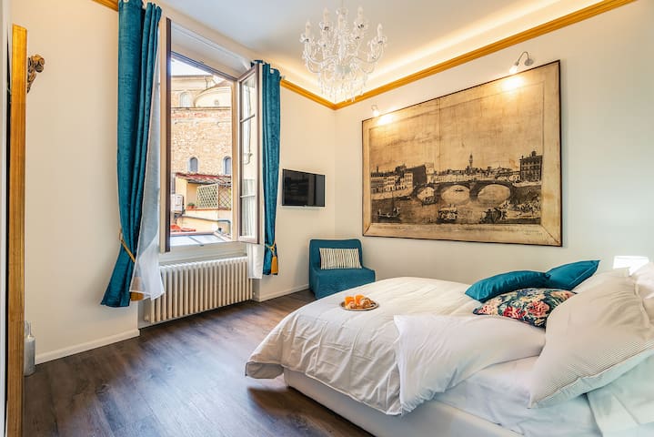 Family Home with view in the Heart of Florence