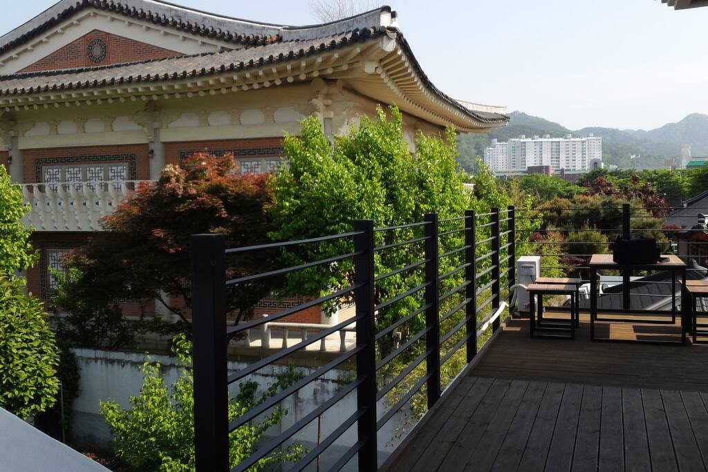 차마시는 공간과 주변 환경이 넘 좋아요
