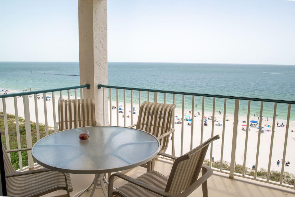 Enjoy Sunsets and Gulf views!