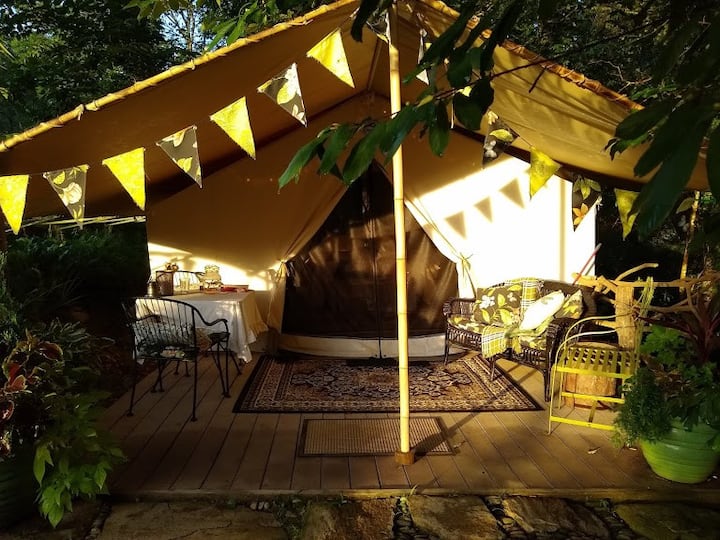 OUTLANDER GLAMPING / ROMANTIC TENT GETAWAY