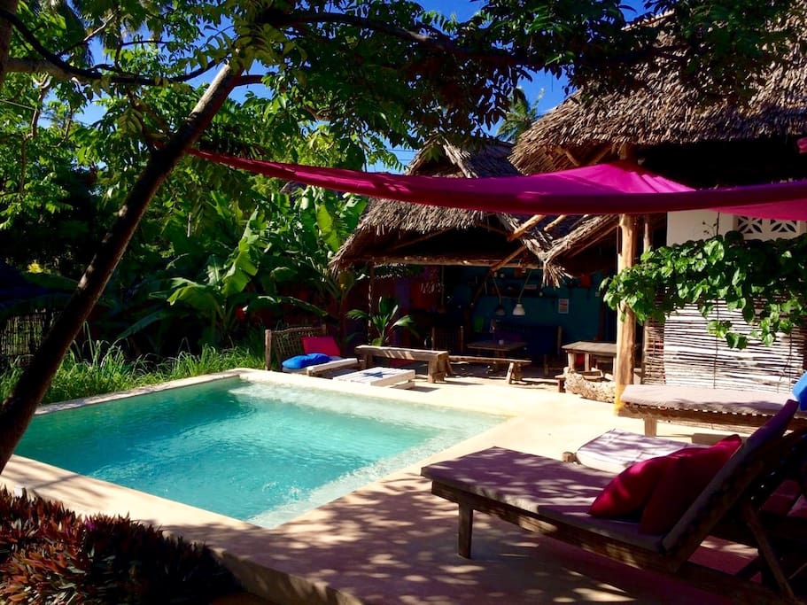 Swim pool