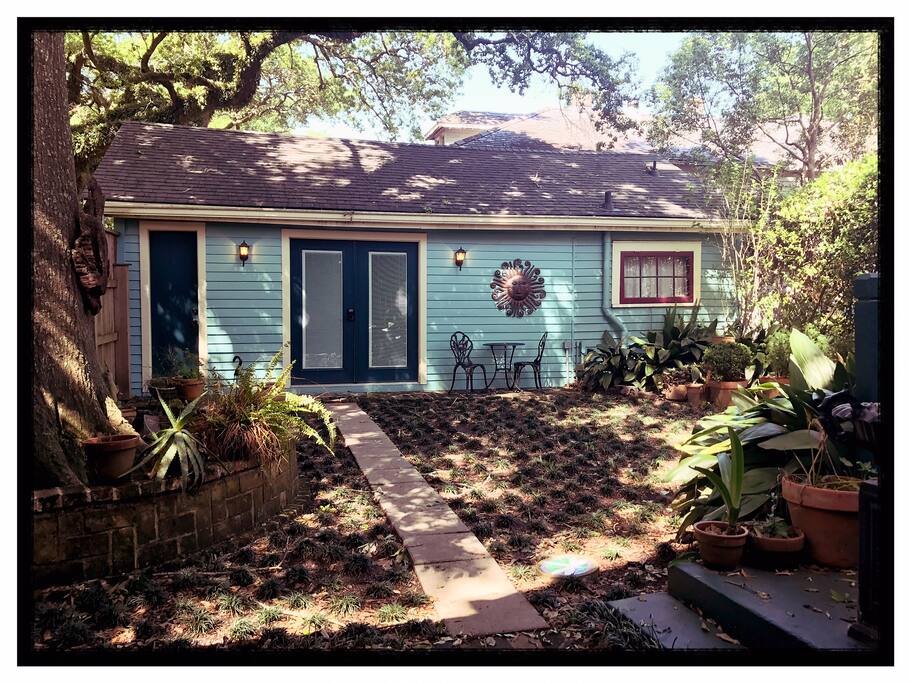 The guesthouse under the beautiful oaks of Opelousas.