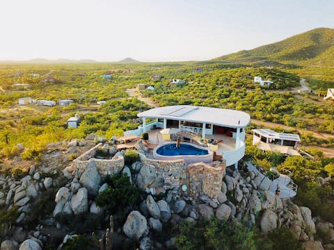 8 Horizons, panoramic view home on the East Cape.