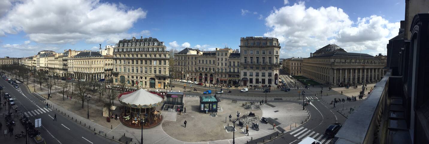 Luxe 110m2 5 Étoiles Vue Opera Clim ,Ascenseur gallery image 3