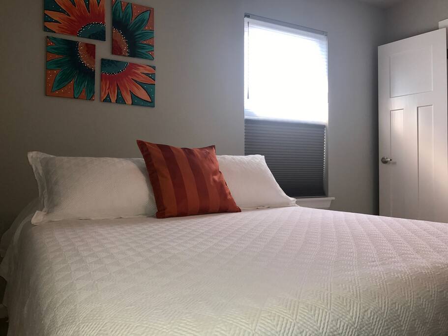 Comfortable queen memory foam mattress with gel-cooled pillows and luxurious sheets. Ceiling fan to keep cool. Big walk-in closet. Black out curtains.