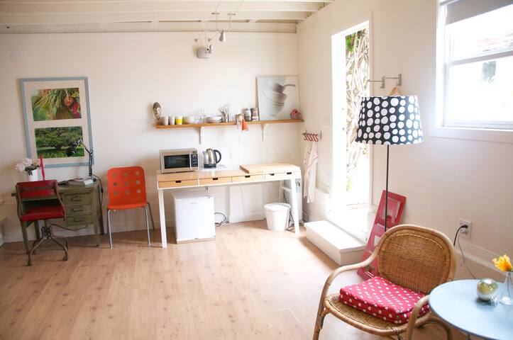 charming, colorful, close to beach