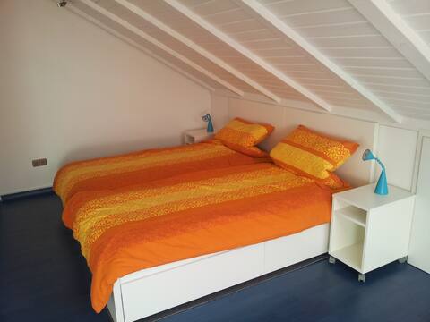 40 sqm studio in a quiet residential area (with air conditioning)