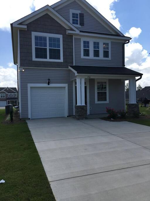 Driveway will fits 4 cars