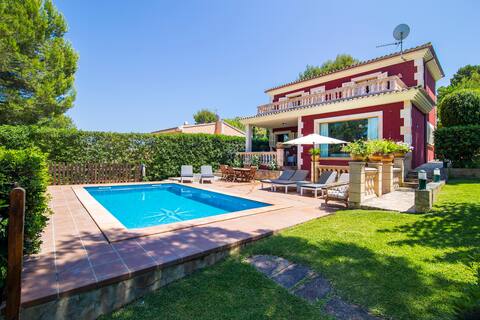 5★ Luxury Mediterranean Villa, Santa Ponsa