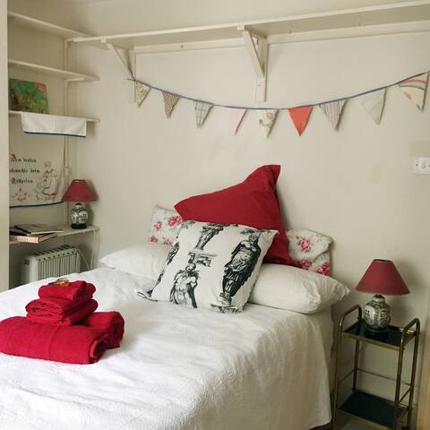 A country room in London