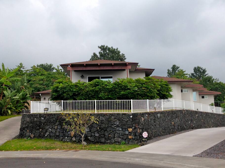 Lovely, private 3 BR home