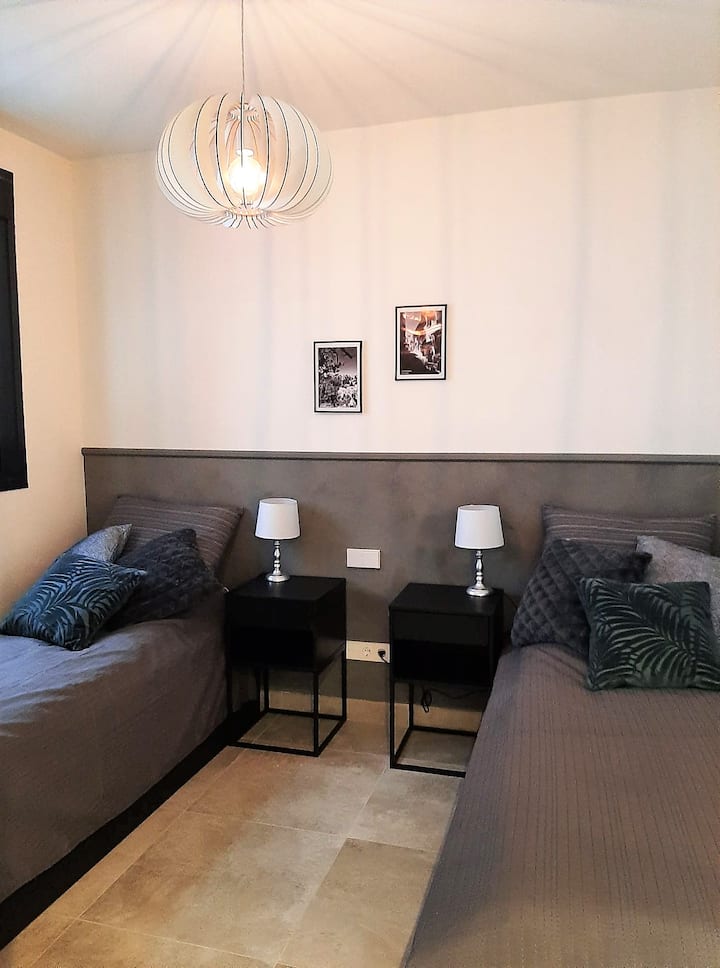 Dormitorio 2/ חדרים 2