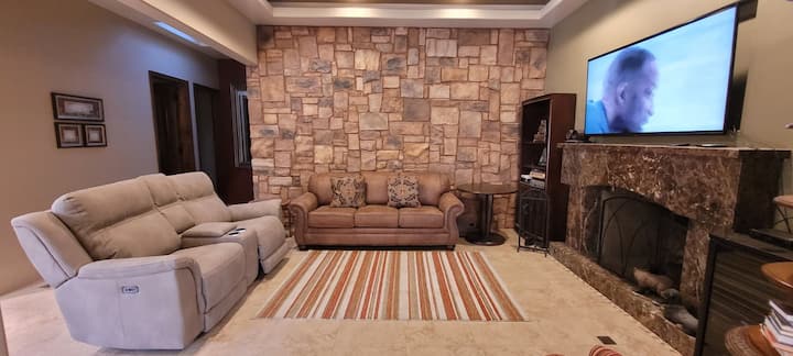 4K Samsung Smart TV 65"