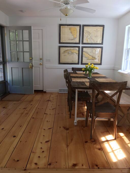 Entrance and Dining Area