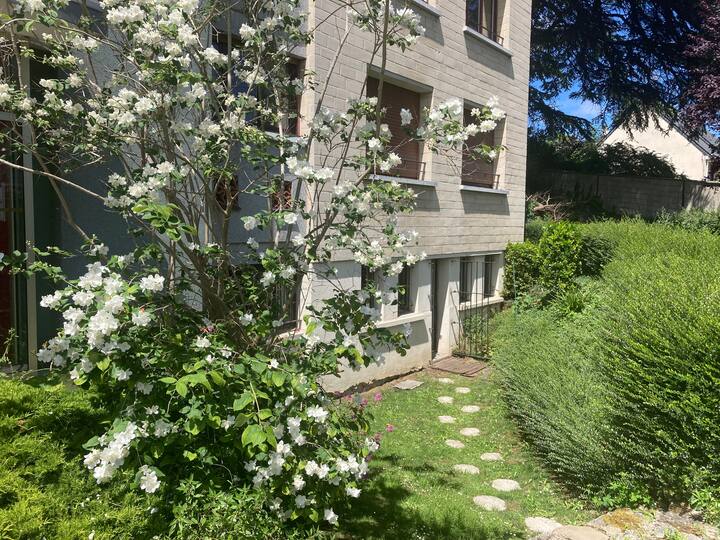 CAEN CENTER / 6 PEOPLE Flats for Rent in Caen, Normandie, France Airbnb