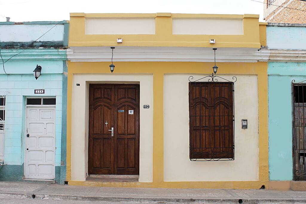 FACHADA