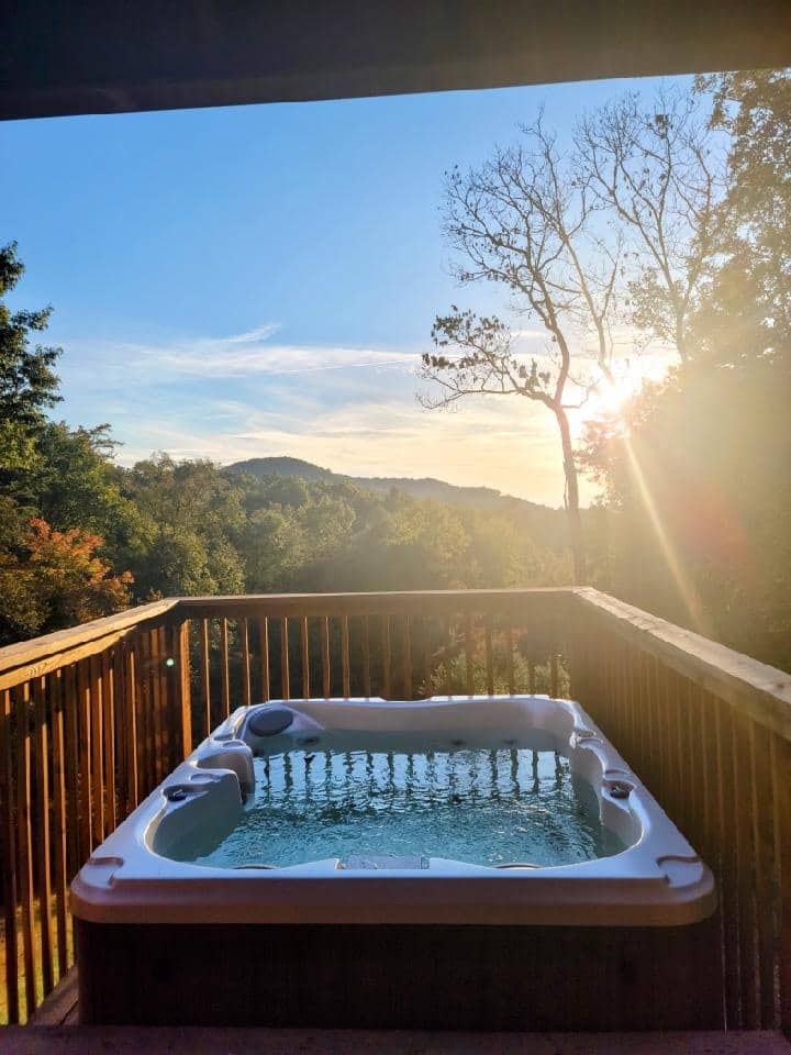 *Specials*/hot Tub/outdoor Fireplace/view/king Bed - Mineral Bluff, GA