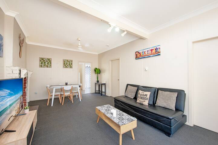 Airbnb 430 438 Ocean Beach Rd Vacation Rentals Places To