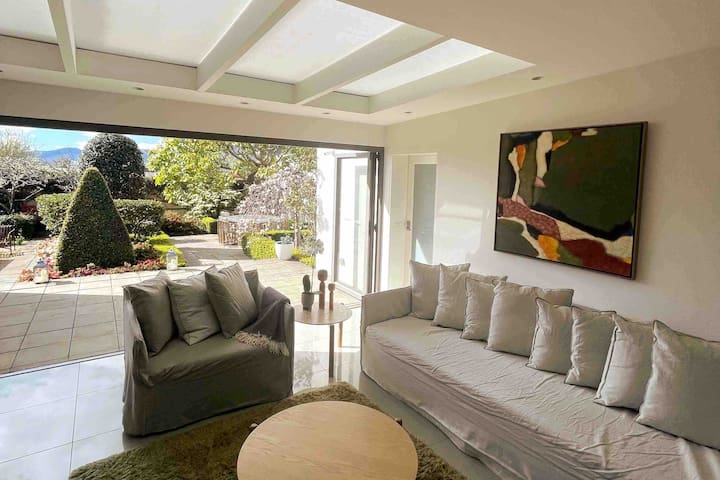 Tasmanian Art House – Battery Point