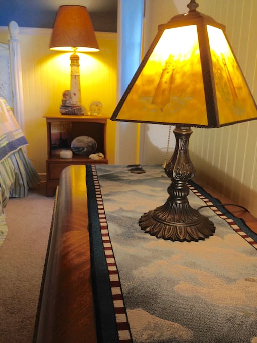 Well-appointed Lighthouse Room