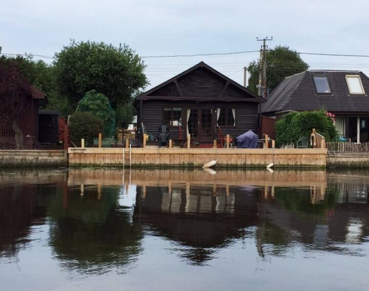 500+ Norwich Holiday Cottages Houses and Apartments Airbnb