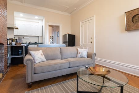 Classic Brownstone Apt in a Historic Neighborhood
