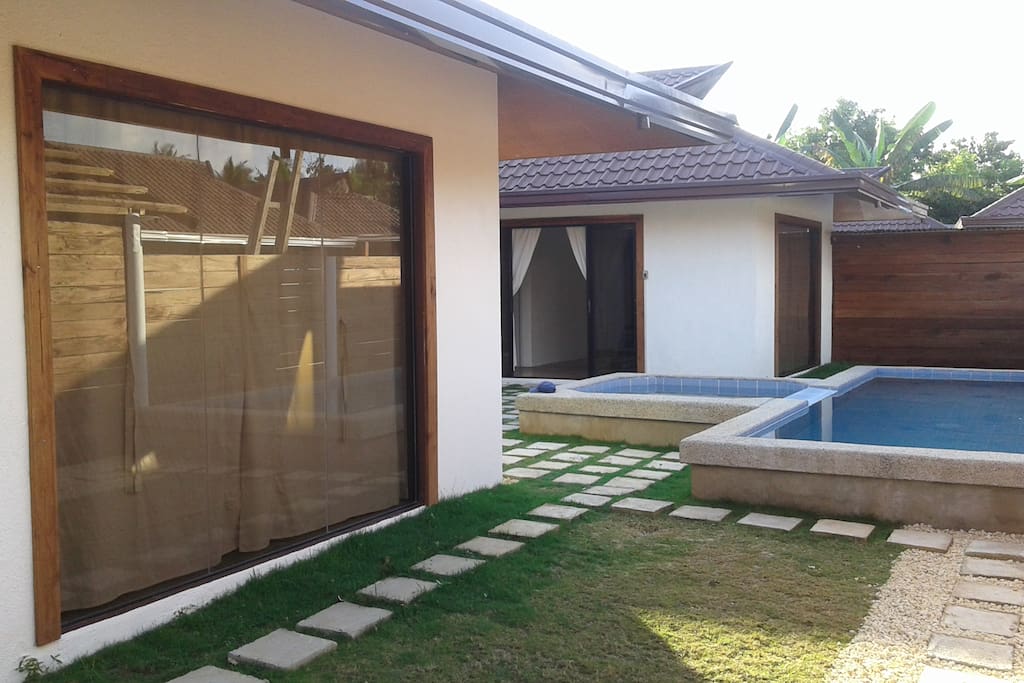 private yard and pool